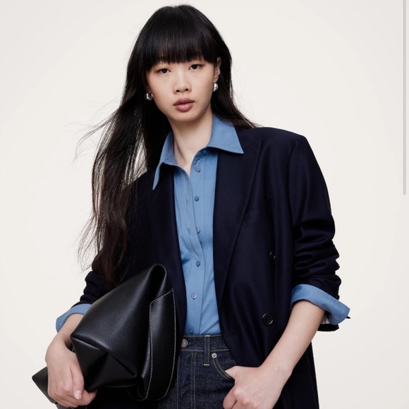 Banana Republic Women’s Long Sleeve Button Up - Picture 1 of 6